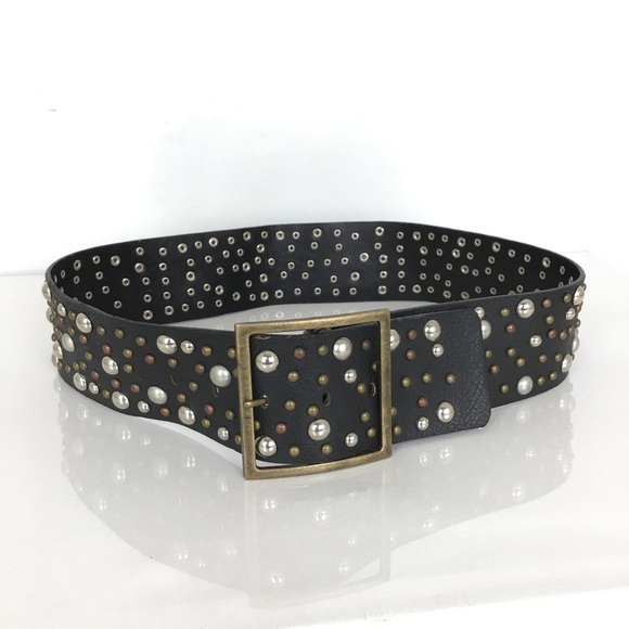 Buckle Wide Studded Statement Belt Black Faux Leather Women’s Size Large